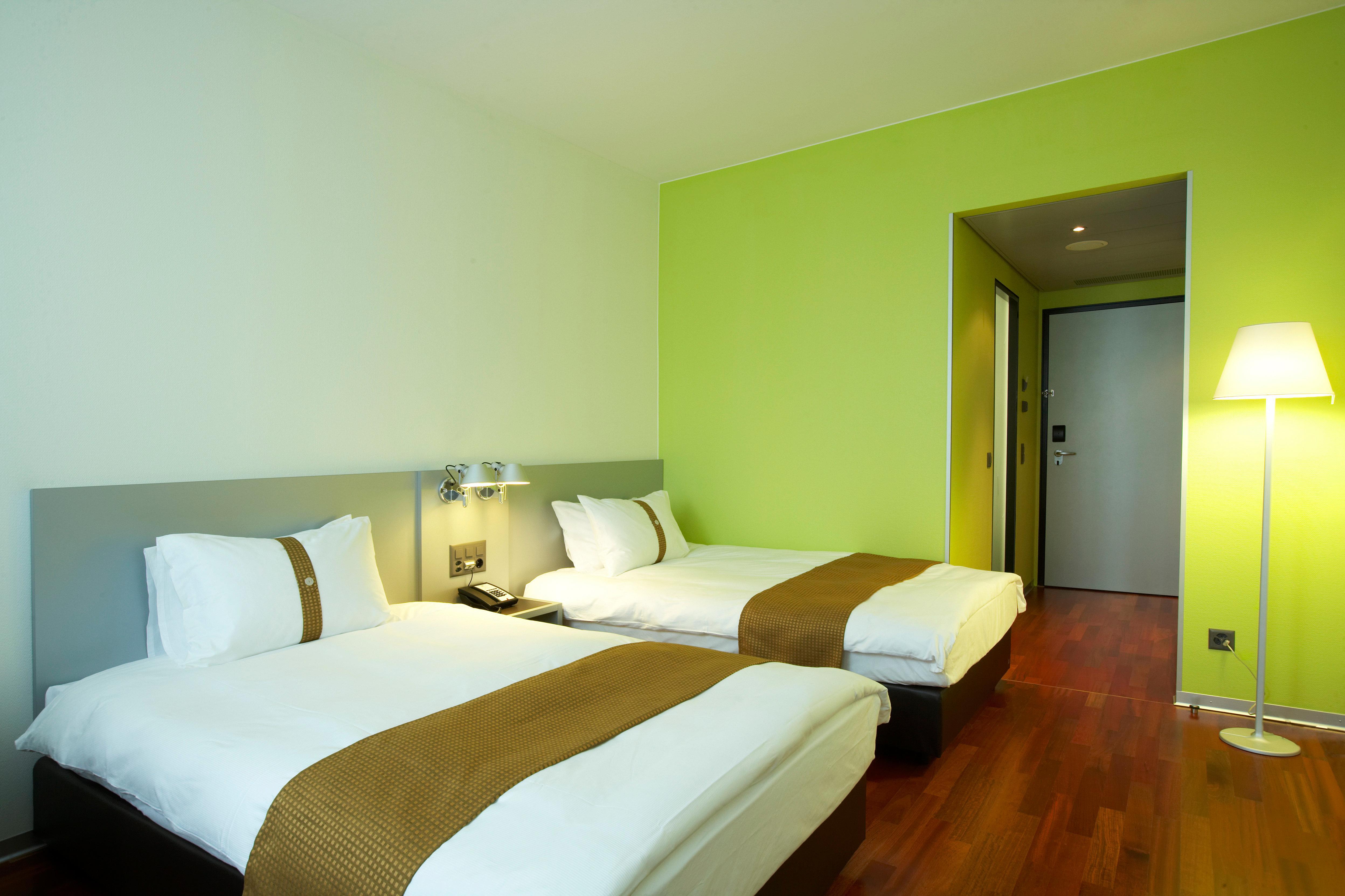 Holiday Inn Bern Westside, An Ihg Hotel מראה חיצוני תמונה